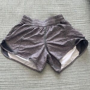 Lululemon Hotty Hot Short II 
Heather Lux Multi Black / Heathered Black size 4